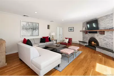 16 Carolyn Place, Armonk, NY 10504 - Photo 13