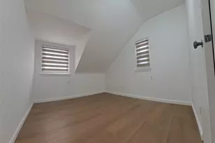 64-59 228th St, Oakland Gardens, NY 11364 - Photo 9