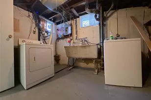 64-59 228th St, Oakland Gardens, NY 11364 - Photo 11