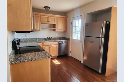 610 Bermuda Road, West Babylon, NY 11704 - Photo 7