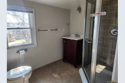 610 Bermuda Road, West Babylon, NY 11704 - Photo 15