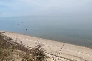 31 Glen Dr, Sound Beach, NY 11789 - Photo 3