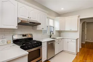 149 W Market St, Long Beach, NY 11561 - Photo 15
