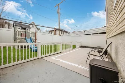 149 W Market Street, Long Beach, NY 11561 - Photo 5