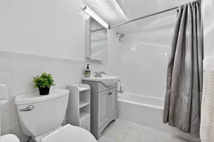 100 Clinton Ave, Mineola, NY 11501 - Photo 9