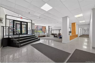 100 Clinton Avenue #3X, Mineola, NY 11501 - Photo 17