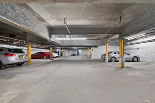 100 Clinton Ave, Mineola, NY 11501 - Photo 15