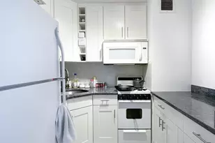 70-25 Yellowstone Blvd, Forest Hills, NY 11375 - Photo 5