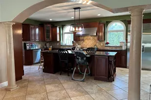 4 Vining St, Centereach, NY 11720 - Photo 3