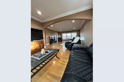 4 Vining Street, Centereach, NY 11720 - Photo 17