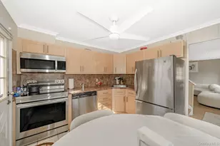 385 Irving St, Central Islip, NY 11722 - Photo 13