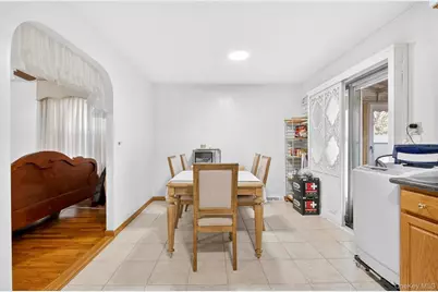 62-01 Douglaston Parkway, Douglaston, NY 11362 - Photo 11