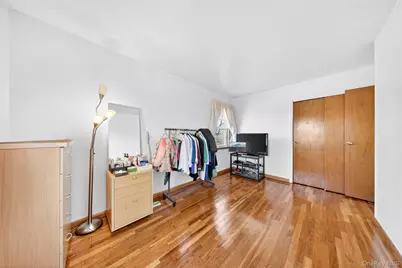 62-01 Douglaston Parkway, Douglaston, NY 11362 - Photo 23