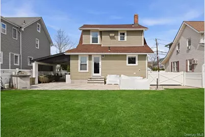 98 Vincent Place, Lynbrook, NY 11563 - Photo 39