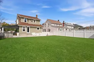 98 Vincent Pl, Lynbrook, NY 11563 - Photo 37