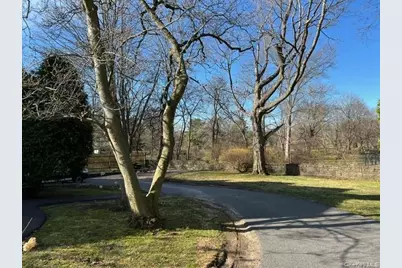 535 North Street, White Plains, NY 10605 - Photo 7