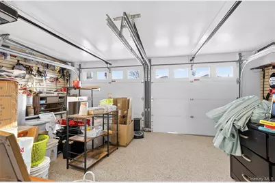 38 S Oaks Boulevard, Plainview, NY 11803 - Photo 43