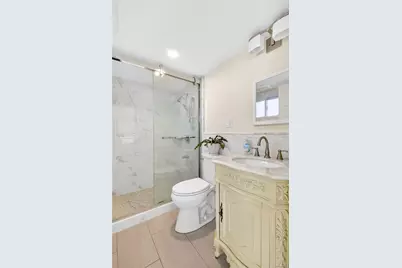 38 S Oaks Boulevard, Plainview, NY 11803 - Photo 37