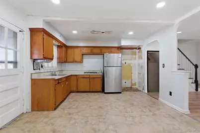 2925 Wallace Avenue, Bronx, NY 10467 - Photo 11