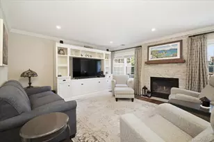 7 Monitor Rd, Smithtown, NY 11787 - Photo 11