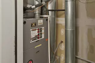 7 Monitor Rd, Smithtown, NY 11787 - Photo 31