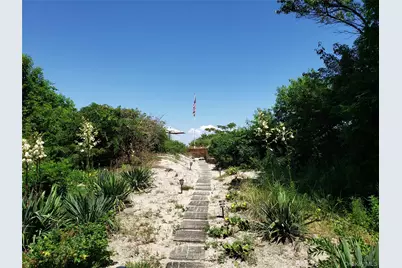 252 Asharoken Avenue, Northport, NY 11768 - Photo 3