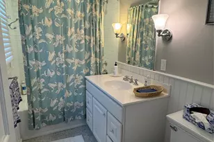 1429 Peconic Bay Blvd, Jamesport, NY 11947 - Photo 15