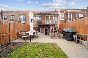 69-23 66th Dr, Middle Village, NY 11379 - Photo 31