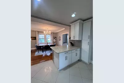 14 Redbrook Road, Great Neck, NY 11024 - Photo 3