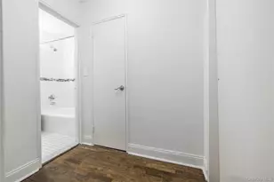 10-40 Neilson St, Far Rockaway, NY 11691 - Photo 11