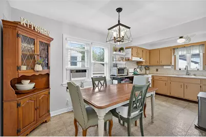 13 Prospect Street, Glen Head, NY 11545 - Photo 9