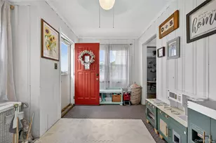 13 Prospect St, Glen Head, NY 11545 - Photo 5