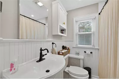 13 Prospect Street, Glen Head, NY 11545 - Photo 17