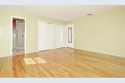 74 Minuteman Circle, Orangeburg, NY 10962 - Photo 19