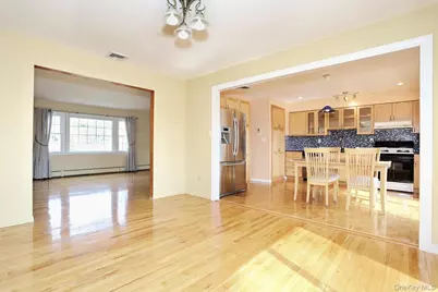 74 Minuteman Circle, Orangeburg, NY 10962 - Photo 9