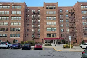 18-35 Corporal Kennedy St, Bayside, NY 11360 - Photo 21