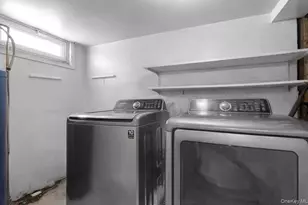 15 Silverpine Dr, Amityville, NY 11701 - Photo 11