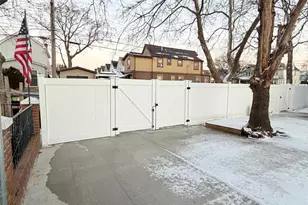 145-49 115th Ave, Jamaica, NY 11436 - Photo 21