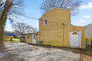 15 Henry St, Greenwich, CT 06830 - Photo 3