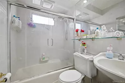 5 Wheeler Court, Deer Park, NY 11729 - Photo 23