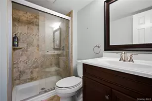 5 Wheeler Ct, Deer Park, NY 11729 - Photo 13