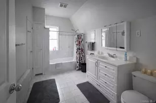 89-14 113th St, Richmond Hill, NY 11418 - Photo 5