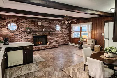 77 Nims Avenue, West Babylon, NY 11704 - Photo 9