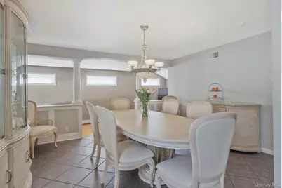 43 Hallock Avenue, Smithtown, NY 11787 - Photo 23