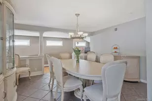 43 Hallock Ave, Smithtown, NY 11787 - Photo 23