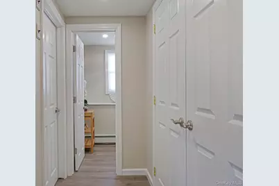 43 Hallock Avenue, Smithtown, NY 11787 - Photo 11