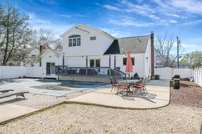 43 Hallock Avenue, Smithtown, NY 11787 - Photo 43