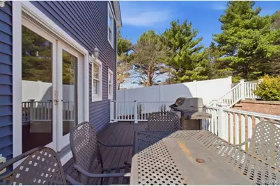 246 Tibbetts Road, Yonkers, NY 10705 - Photo 23