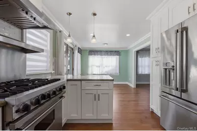 246 Tibbetts Road, Yonkers, NY 10705 - Photo 11