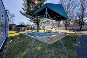 10 Regents Pl, Yorktown Heights, NY 10598 - Photo 23